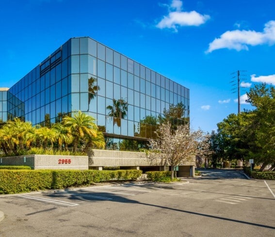 More Photos Of 2955 Main St, Irvine Medical For Lease