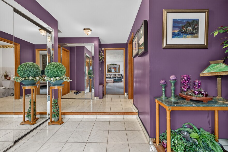 More Photos Of 3405 Orchard Park Rd, Orchard Park Office Residential For Sale
