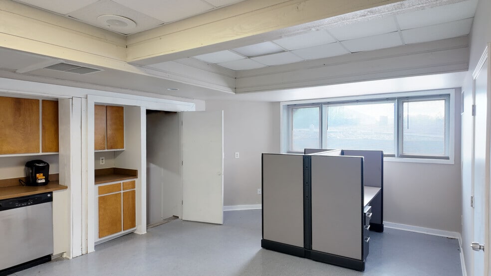 More Photos Of 1977 N Park Pl SE, Atlanta Medical For Lease
