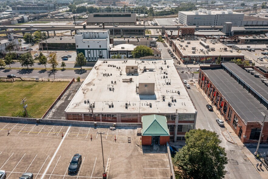 More Photos Of 24 S Spring Ave, Saint Louis Apartments For Sale