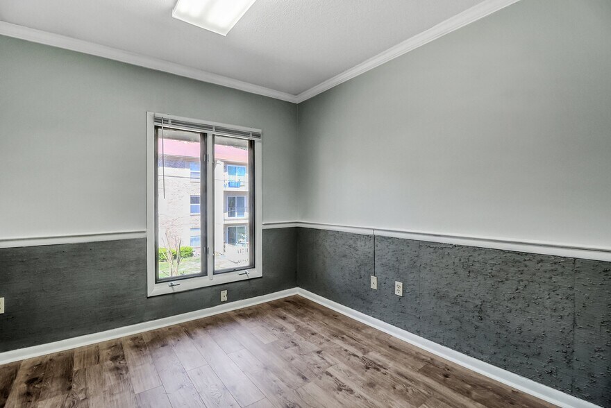 More Photos Of 7370 Hodgson Memorial Dr, Savannah Office For Sale
