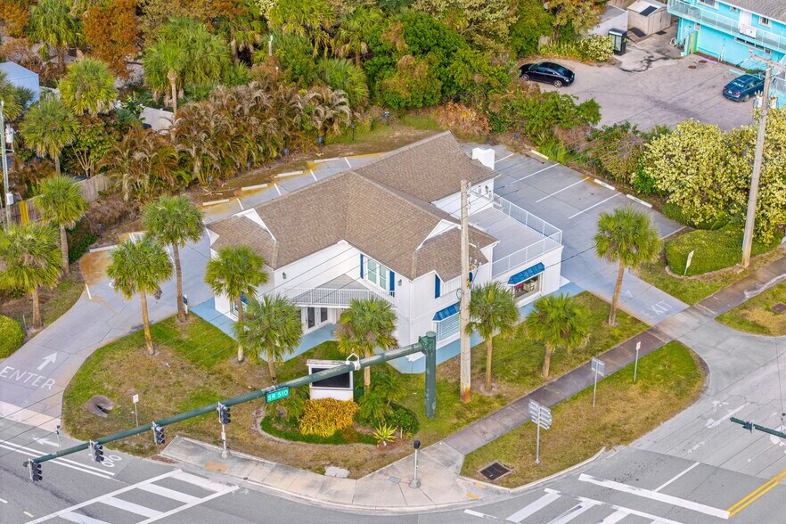 More Photos Of 9300 N A1A, Vero Beach Freestanding For Sale