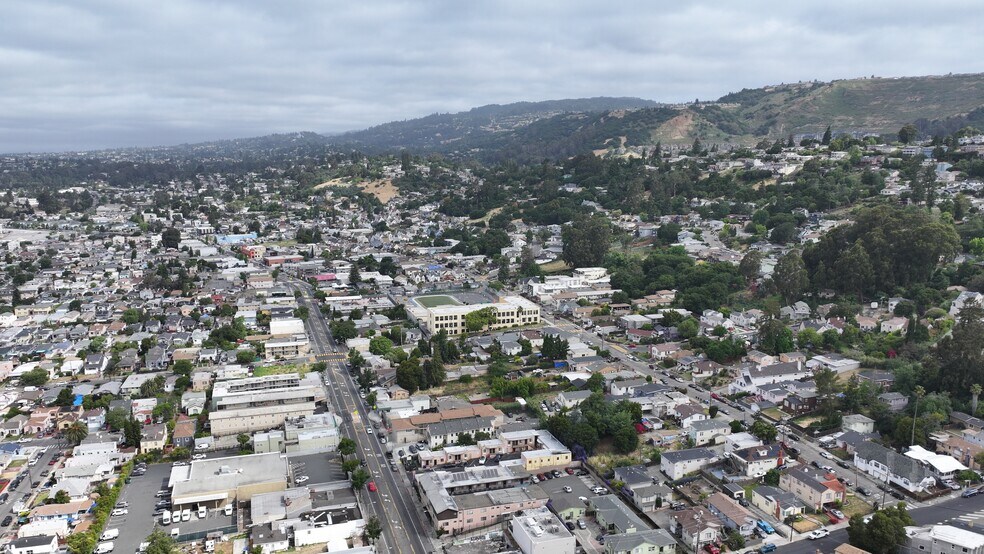More Photos Of 8100 MacArthur Blvd, Oakland Hotel For Lease