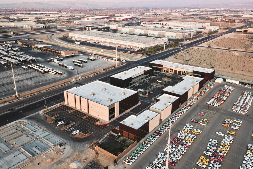 More Photos Of 5152 W Sunset Rd, Las Vegas Industrial For Sale