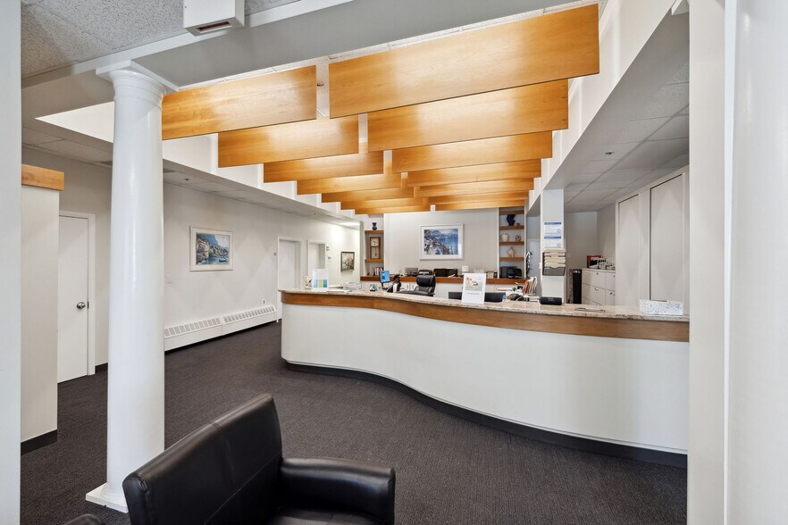 More Photos Of 56 Winthrop St, Concord Medical For Lease