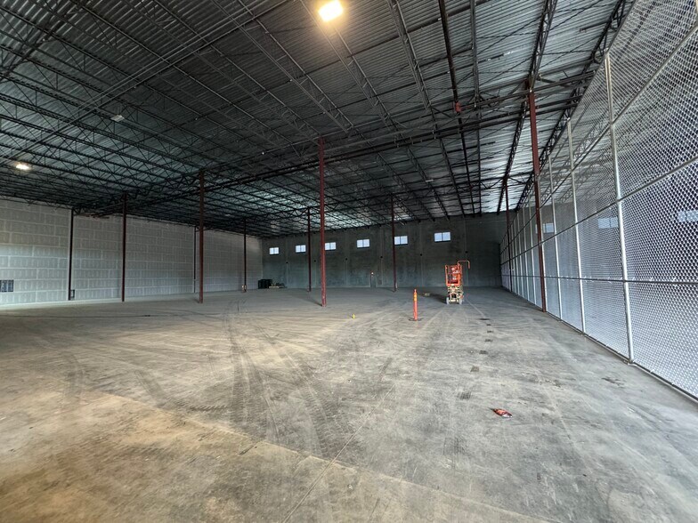 More Photos Of Ko'oloa'ula Street, Kapolei Warehouse For Lease