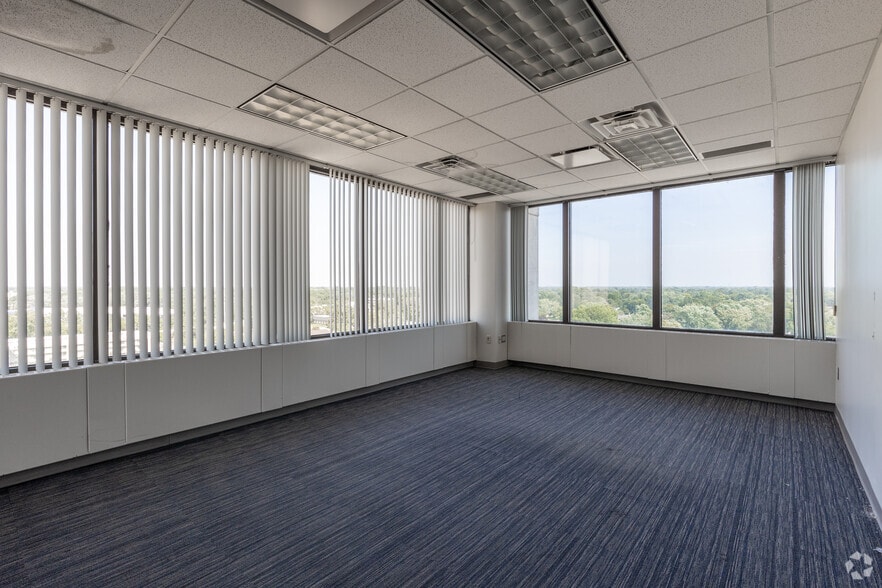 More Photos Of 30500 Van Dyke Ave, Warren Office For Lease