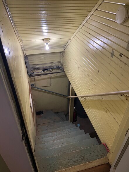 More Photos Of 1101 N Mangum St, Durham Storefront Retail Office For Lease