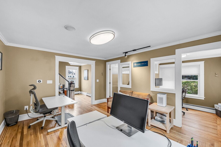 More Photos Of 84 Russell St, Hadley Loft Creative Space For Sale