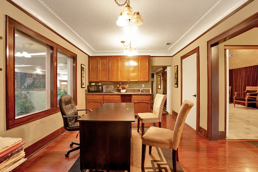 More Photos Of 932 E Chapman Ave, Orange Medical For Sale