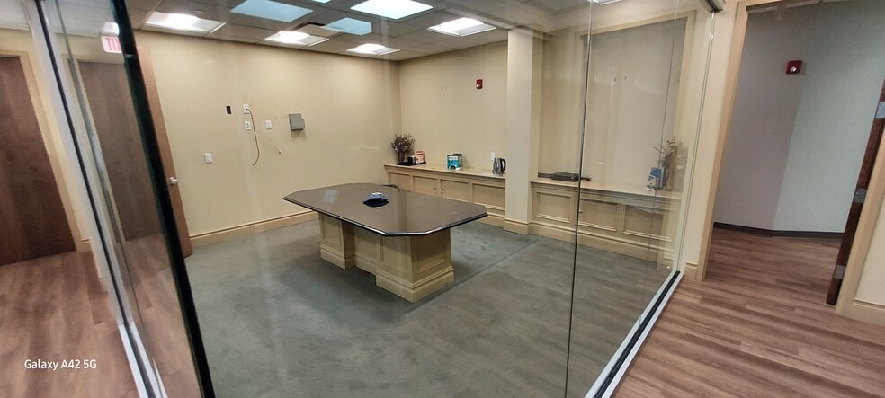 More Photos Of 61-89 Avenue K, Newark Manufacturing For Lease