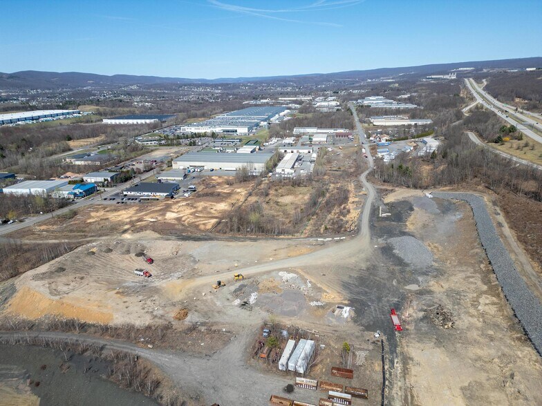 More Photos Of 1047-1099 Underwood Rd, Olyphant Land For Lease