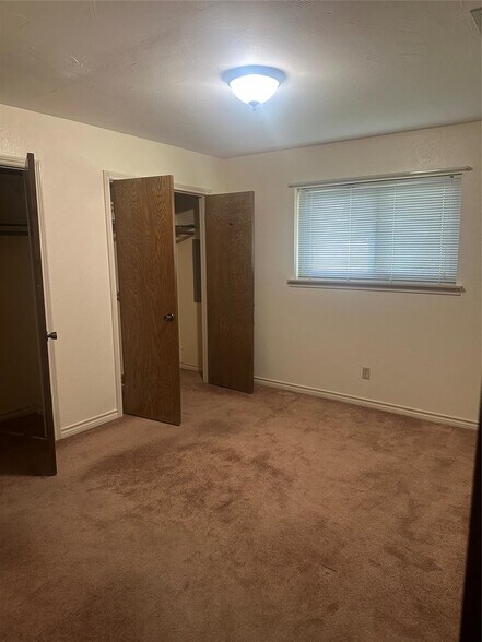 More Photos Of 12869 FM 1385, Pilot Point Flex For Lease