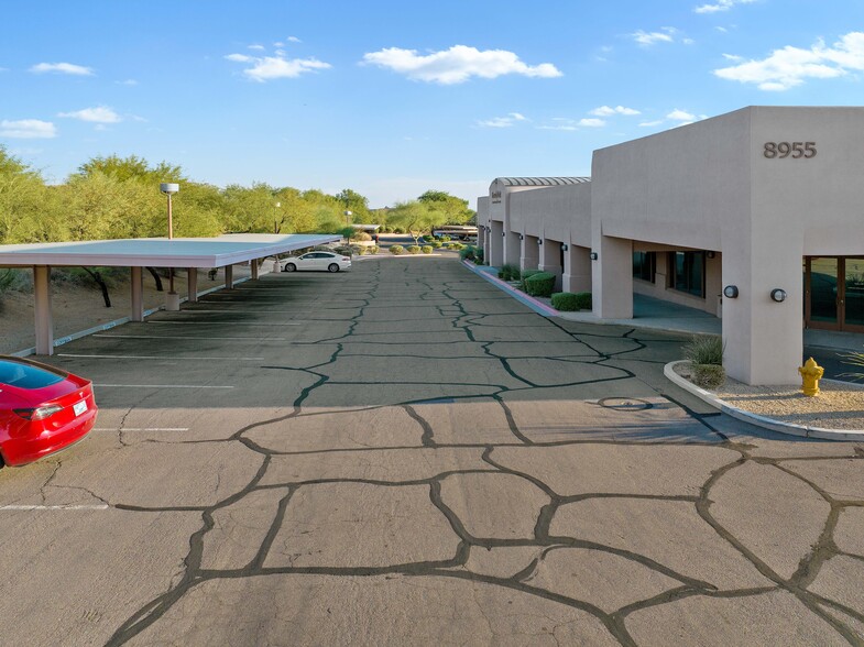More Photos Of 8955 E Pinnacle Peak Rd, Scottsdale Office For Lease