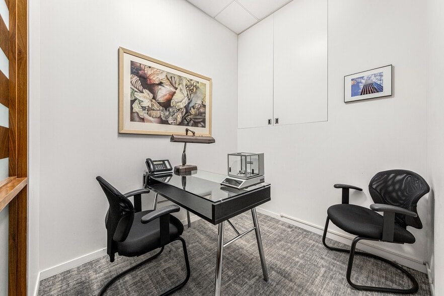 More Photos Of 50 W 47th St, New York Office Residential For Sale