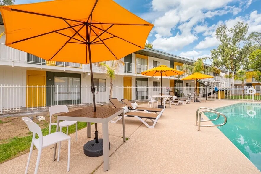 More Photos Of 4404 W Bethany Home Rd, Glendale Apartments For Sale