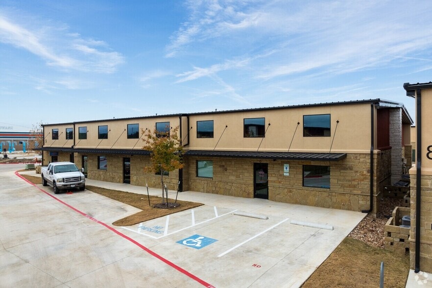 More Photos Of 720 South Bell Blvd, Cedar Park Light Distribution For Sale