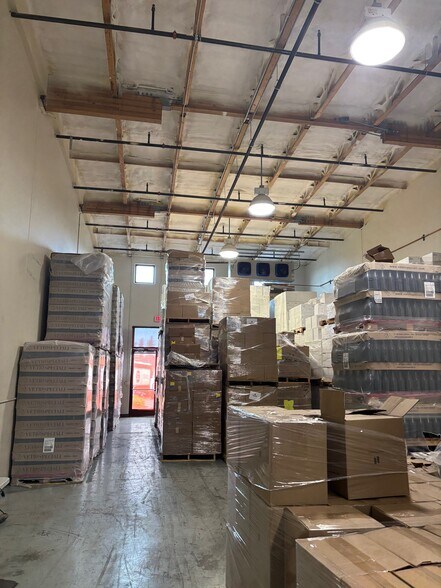 More Photos Of 20 Enterprise Ct, Napa Warehouse For Lease