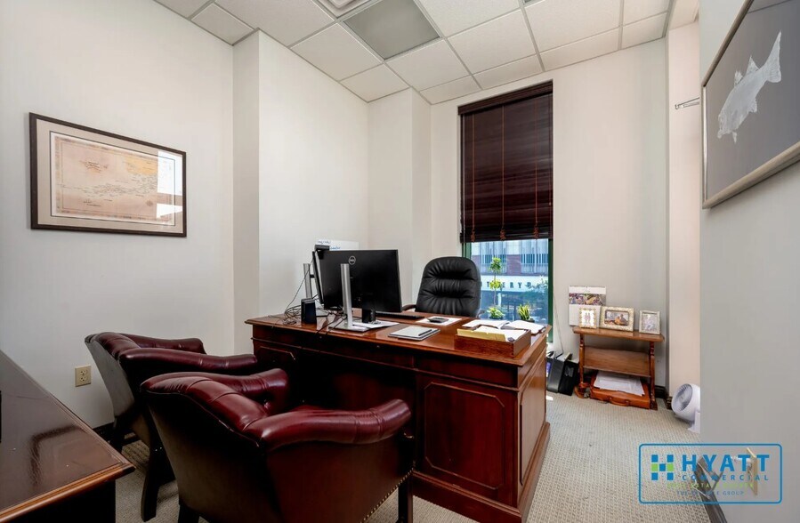 More Photos Of 1906 Towne Centre Blvd, Annapolis Office For Sale