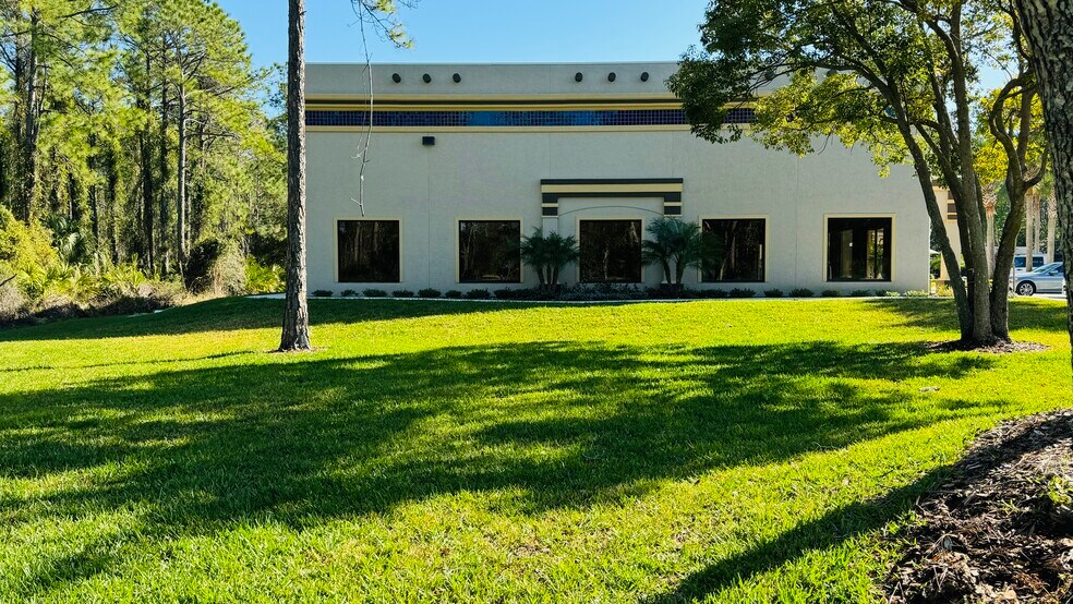 More Photos Of 275 Williamson Blvd, Ormond Beach Freestanding For Lease