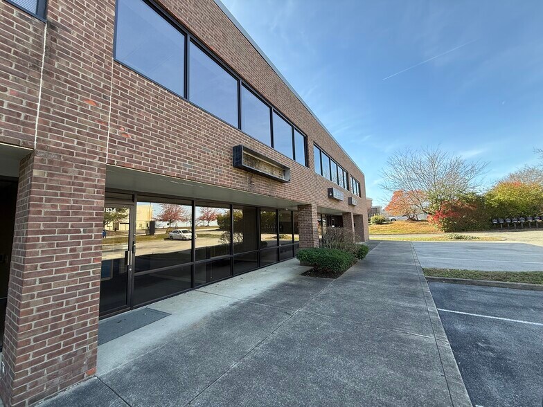 More Photos Of 11834 Capital Way, Louisville Warehouse For Lease