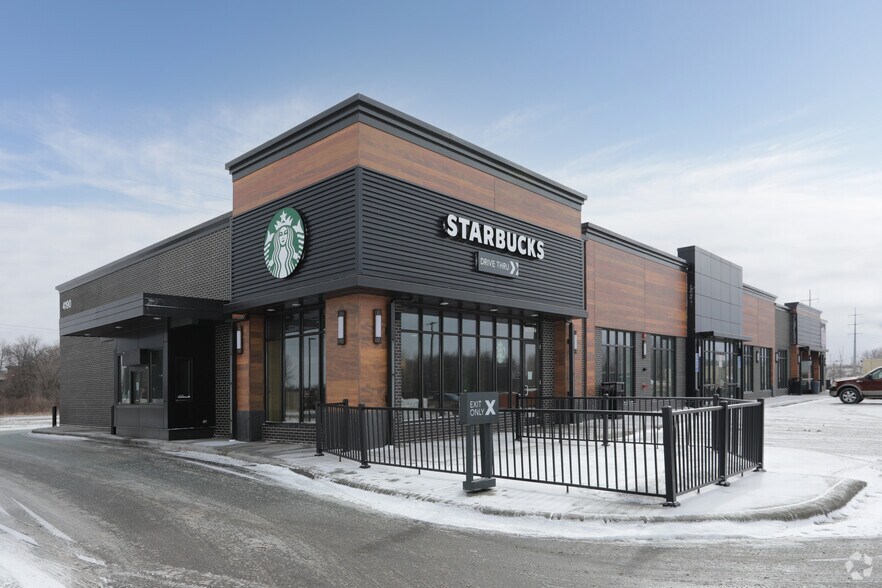 More Photos Of 4190 108th Ave NE, Blaine General Retail For Lease