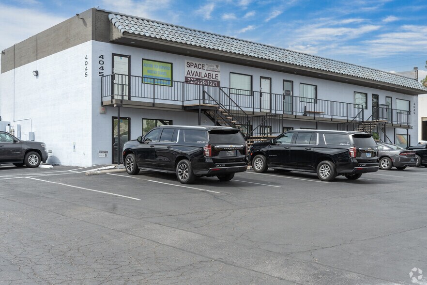 Primary Photo Of 4045 W Quail Ave, Las Vegas Warehouse For Lease