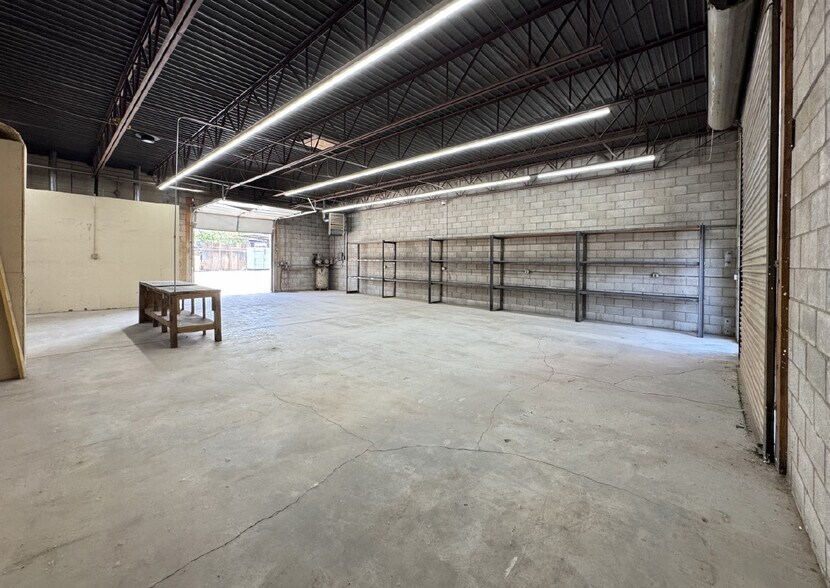 More Photos Of 9600 Bell Ave, Albuquerque Office For Sale