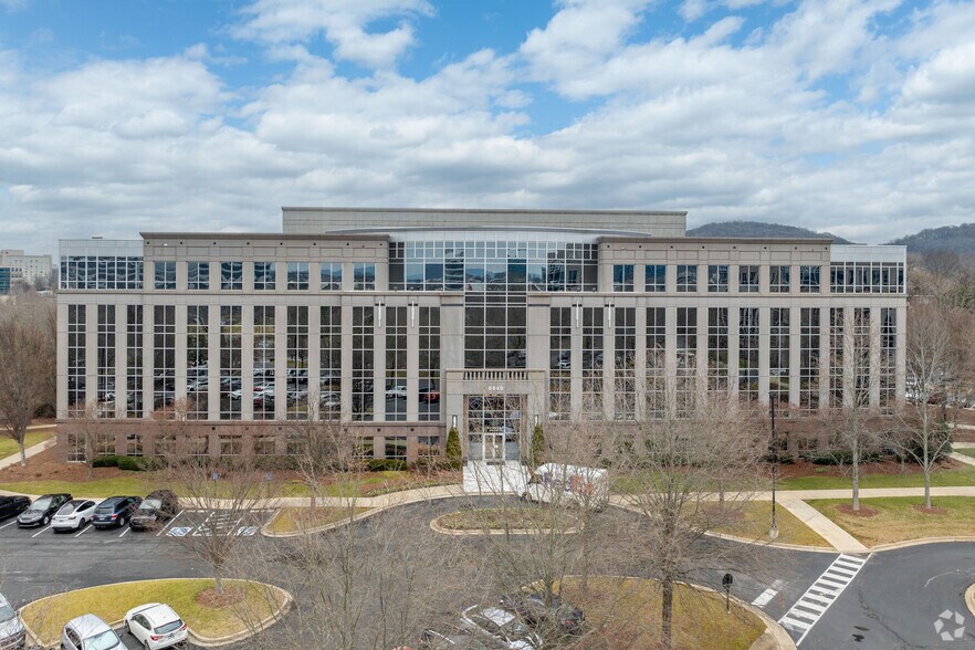 More Photos Of 6640 Carothers Pky, Franklin Office For Lease