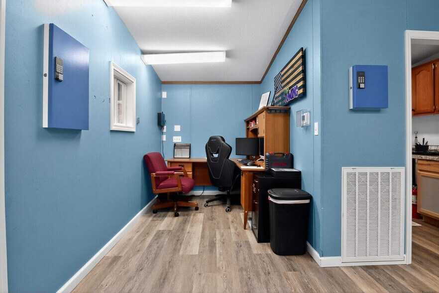 More Photos Of 4739 Singleton Station Rd, Louisville Industrial For Sale