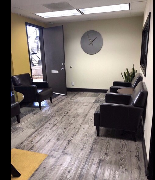 More Photos Of 1415 E 17th St, Santa Ana Office For Lease