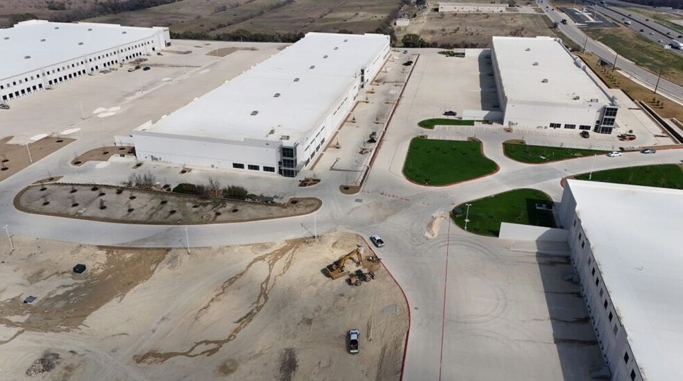 More Photos Of 22867 IH-35, Schertz Industrial For Lease