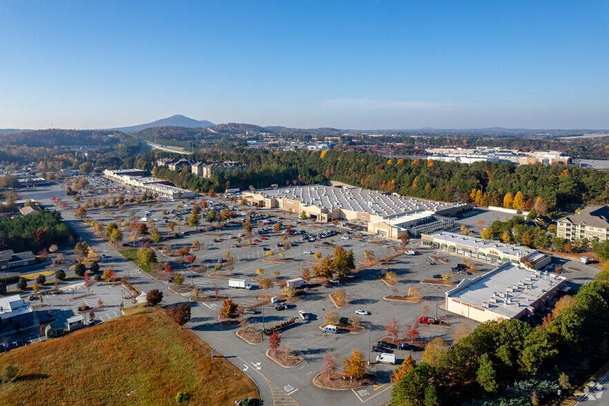 More Photos Of 2769 Chastain Meadows Pky NW, Marietta Unknown For Lease