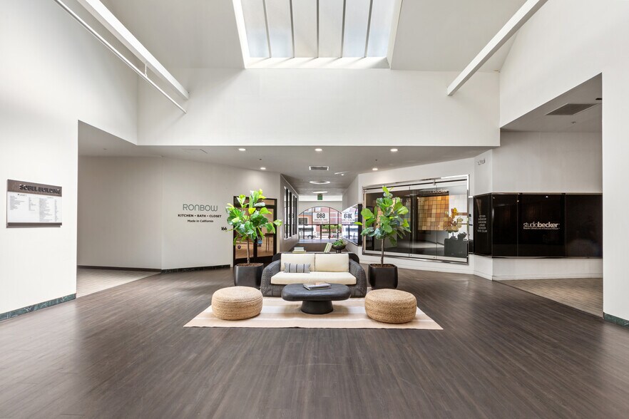 More Photos Of 680 8th St, San Francisco Storefront For Lease