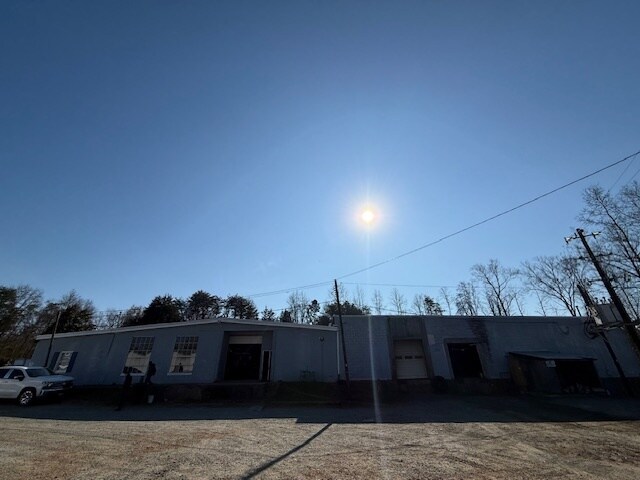 More Photos Of 2729 Ossipee Front St, Elon Truck Terminal For Sale