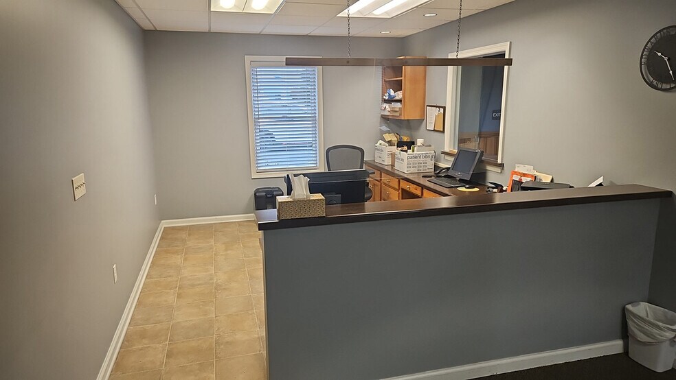 More Photos Of 1626 Getty Ave, Indiana Medical For Lease