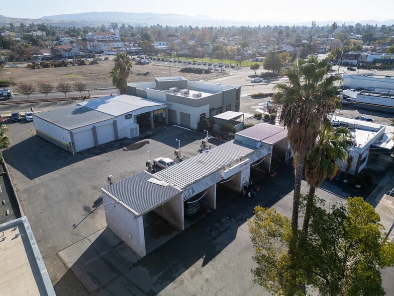 More Photos Of 2653 Old 1st St, Livermore Auto Repair For Sale