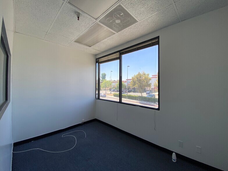More Photos Of 300 S Garfield Ave, Monterey Park Office For Sale