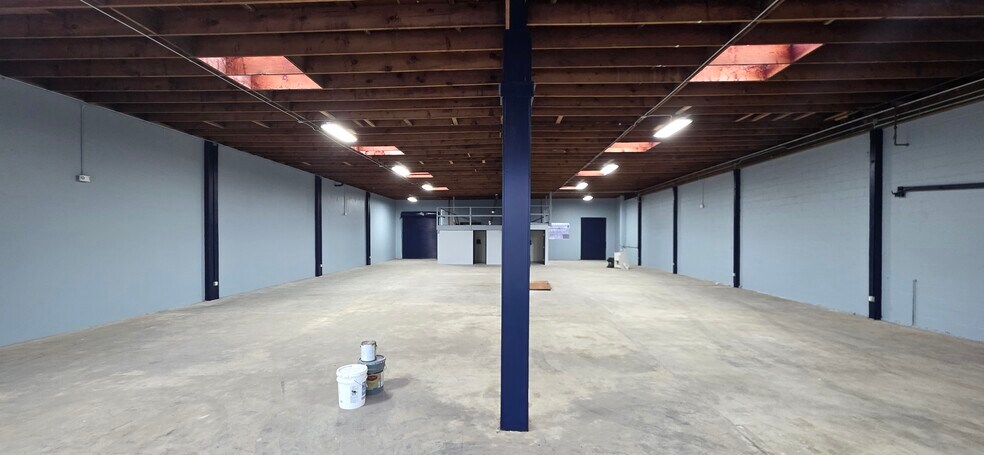 More Photos Of 1024 Howard Ave, San Mateo Warehouse For Lease