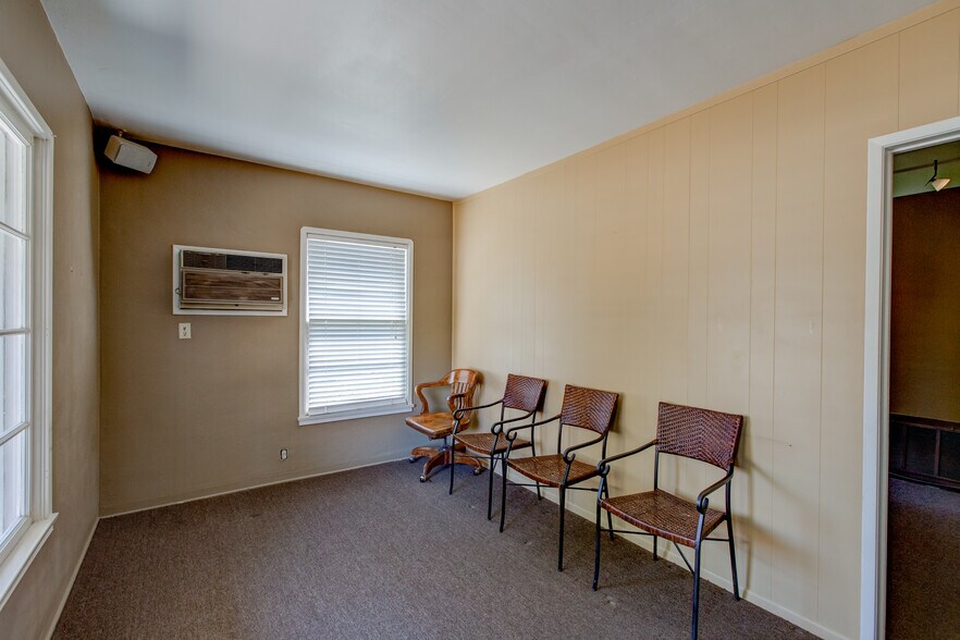 More Photos Of 624 W Chapman Ave, Orange Medical For Sale