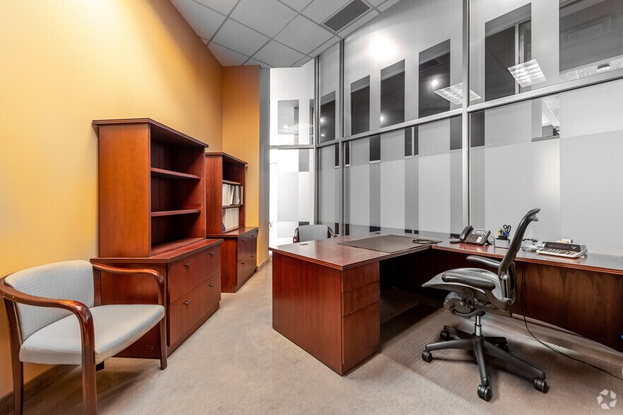 More Photos Of 1375 E 9th St, Cleveland Office For Lease