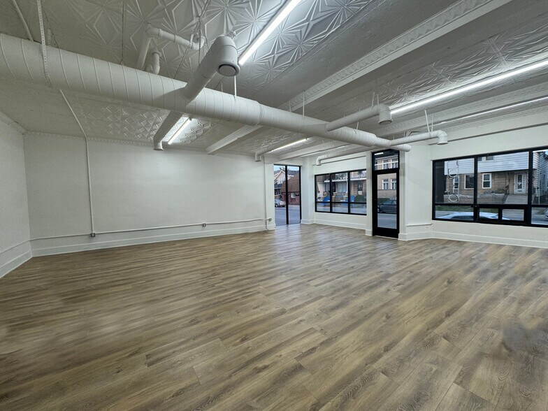 More Photos Of 3041 Holbrook St, Hamtramck Storefront Retail Residential For Lease