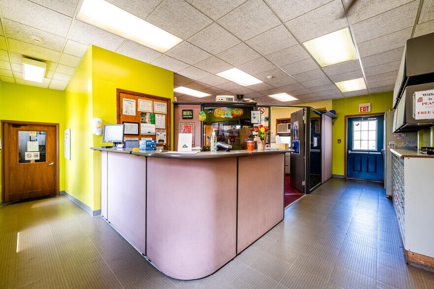 More Photos Of 3419 Hollywood Rd, Saint Joseph Daycare Center For Sale
