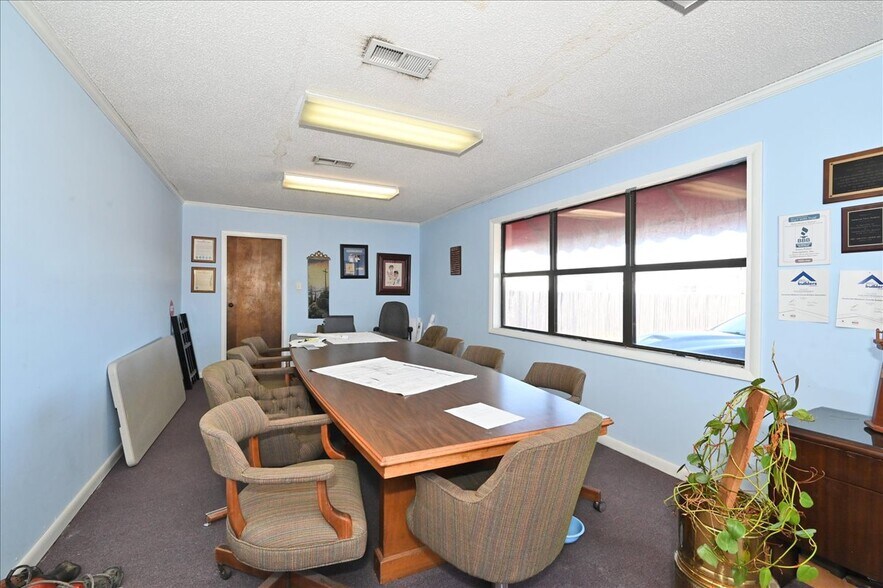 More Photos Of 662 Old Highway 24, Trinity Manufacturing For Sale