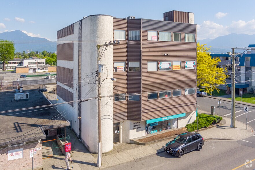 More Photos Of 9200 Mary St, Chilliwack Storefront Retail Office For Sale