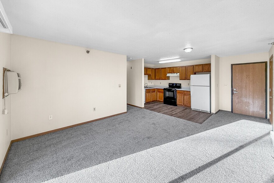 More Photos Of 1201 E Bell Ave, Des Moines Apartments For Sale