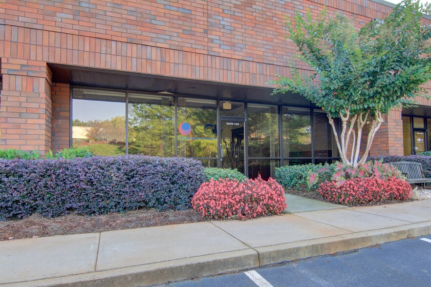 More Photos Of 225 Curie Dr, Alpharetta Light Distribution For Lease