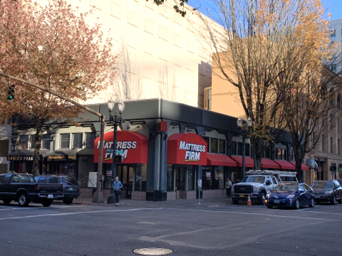 Primary Photo Of 832-838 SW 4th Ave, Portland Storefront For Lease