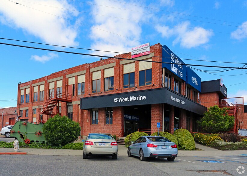 More Photos Of 2130-2220 Livingston St, Oakland Light Manufacturing For Lease