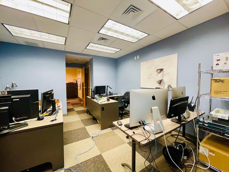 More Photos Of 5003 Southpark Dr, Durham Medical For Sale